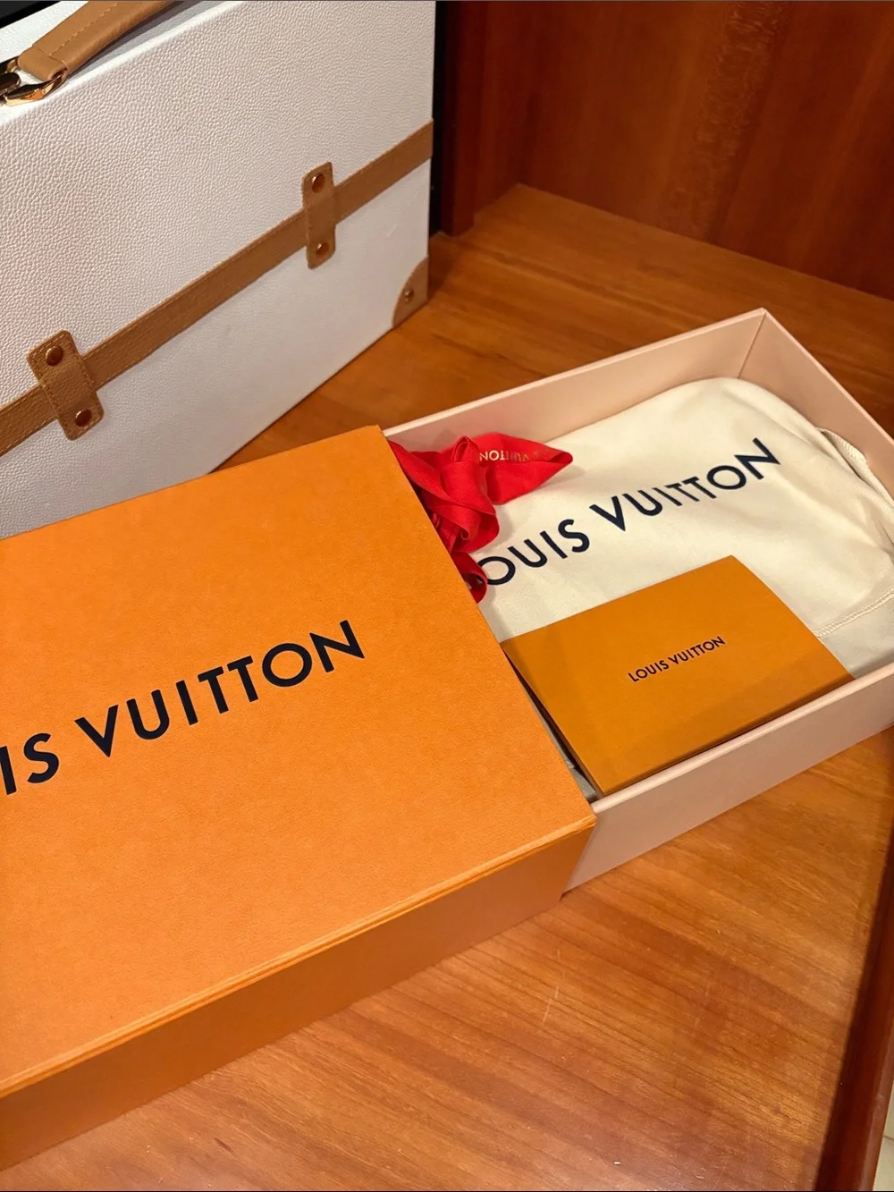 Louis Vuitton Trio messenger bag Monogram black